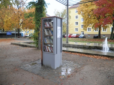 Knížku si můžete půjčit nebo přečíst již také v parku na Zahradním Městě